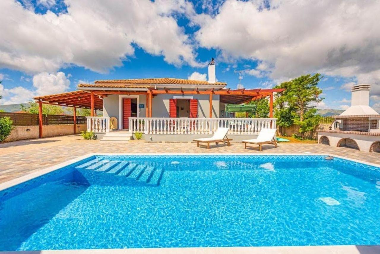 Pothos Villas Sarakinádhon Exterior foto